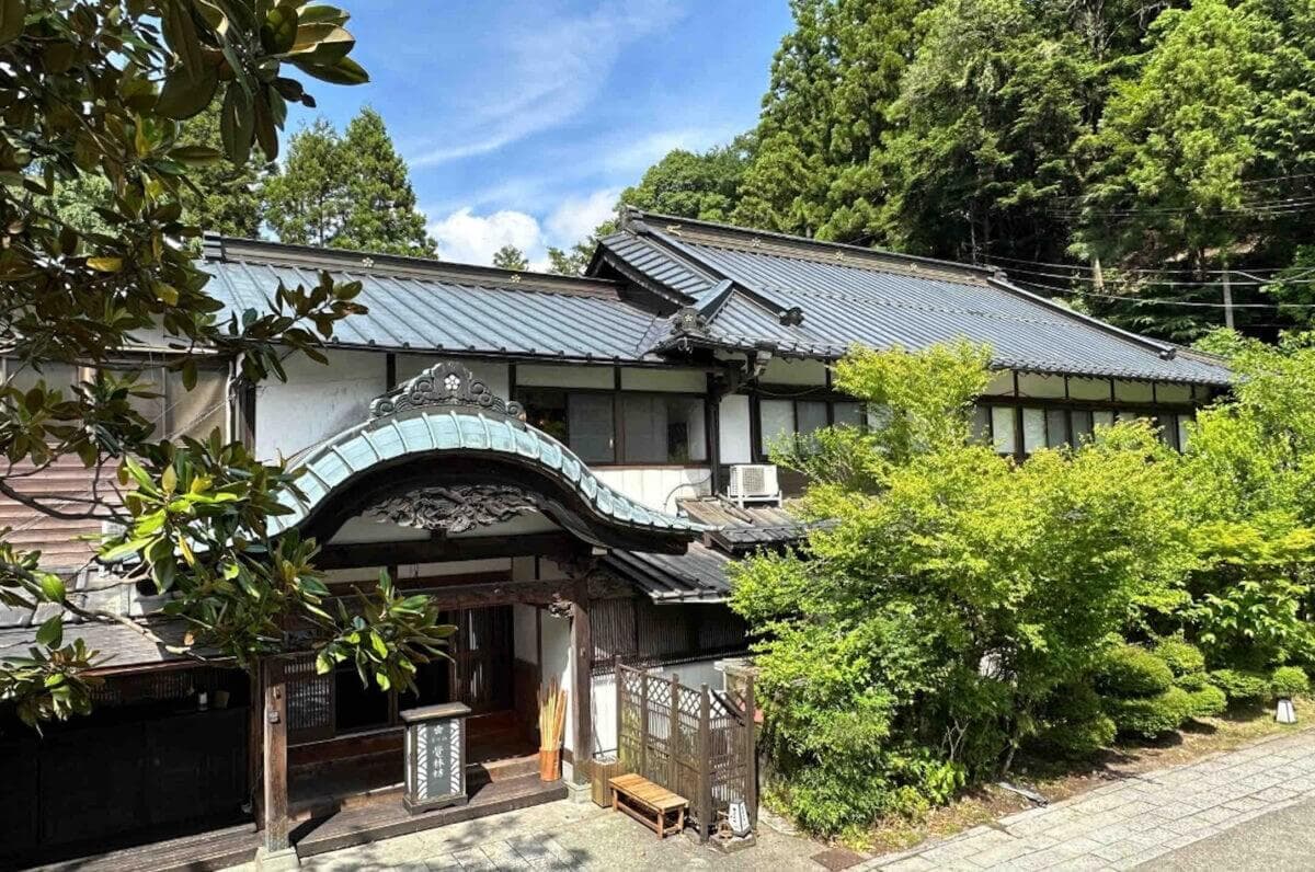 Main Hall “Gyogakuin Kakurinbo” Temple Inn Ryokan